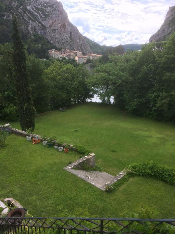 Chateau De La Cazette Систерон Экстерьер фото